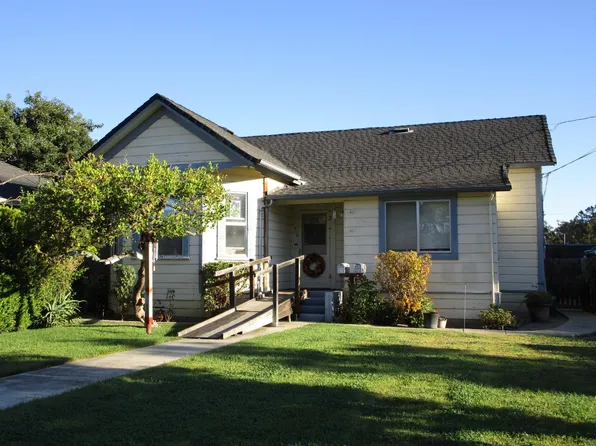 570 South St, Hollister, CA 95023