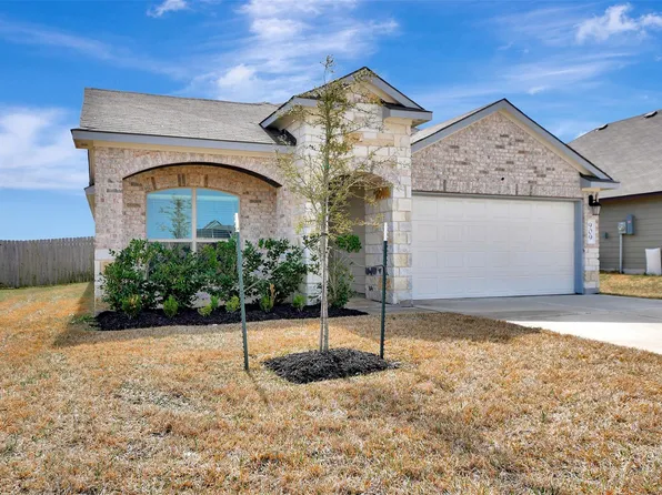 909 Davy St, Brenham, TX 77833