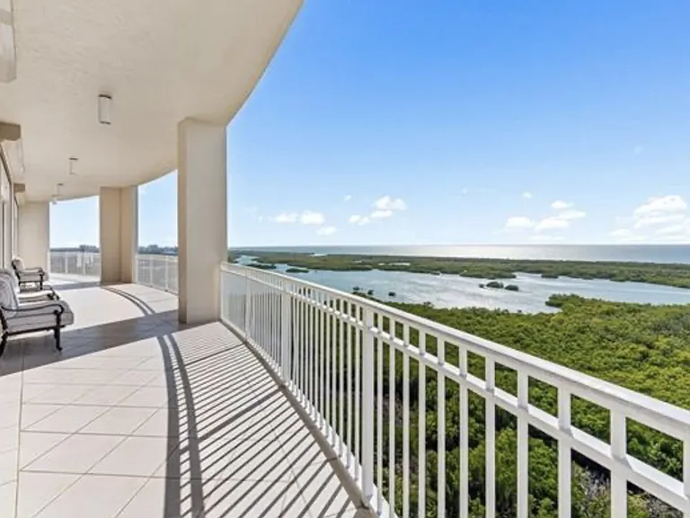 Arbor Lake Dr — Photo 52