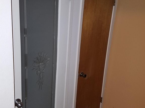 4th image of 4886 E White Ave
