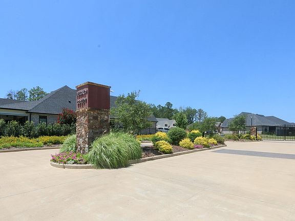 3rd image of 1657 Legacy Ct