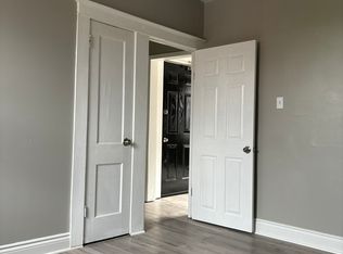 821 Main St E #11, Hamilton, ON L8M1L7