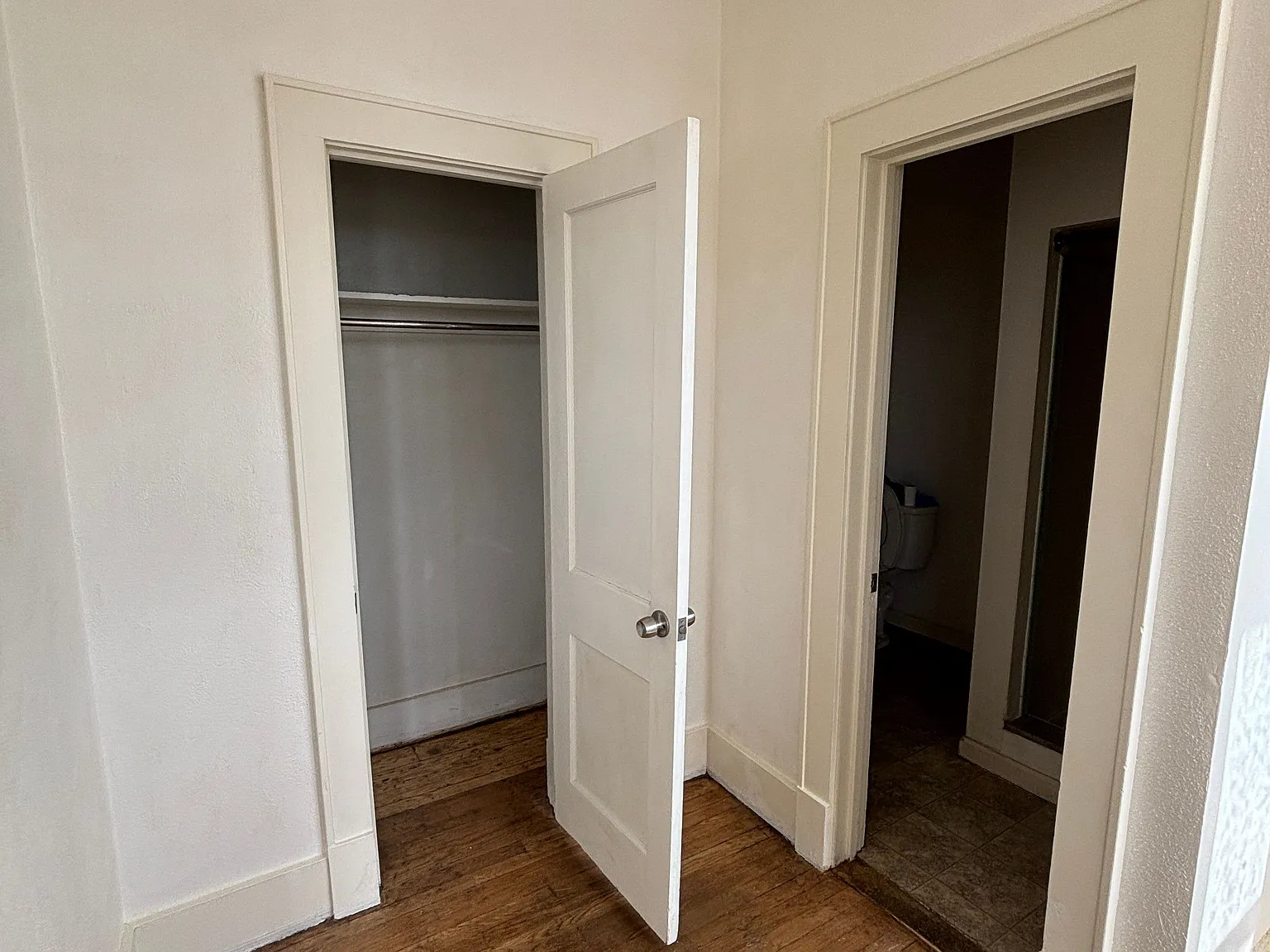 1 bed, 1.0 bath, 375 sqft, $850 — Photo 4