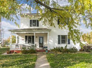433 S Iowa St, Solon, IA 52333