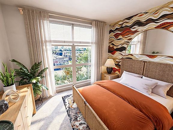 4th image of 1520 Oliver St #1340