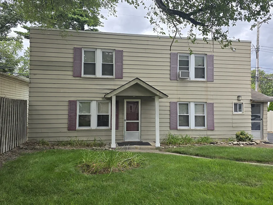 229 Baldwin Ave #1