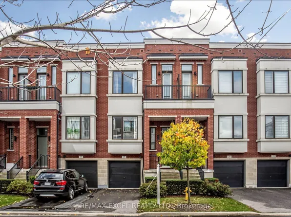 19 Ambler Ln, Richmond Hill, ON L4C 0Z8