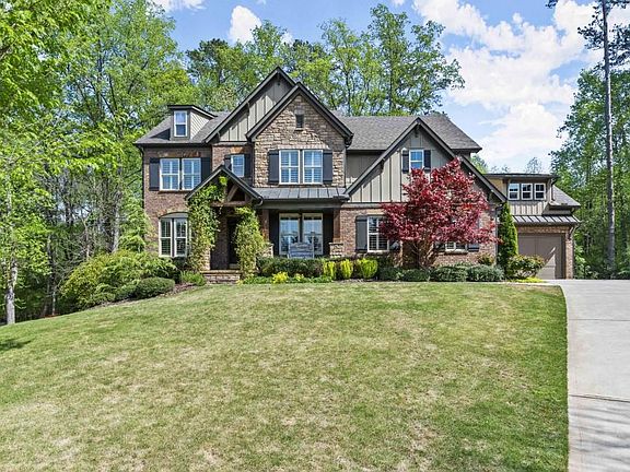 2nd image of 523 Highland Dr