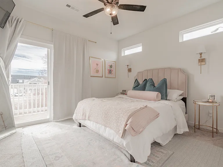 1023 S Hollywood Ave — Photo 9