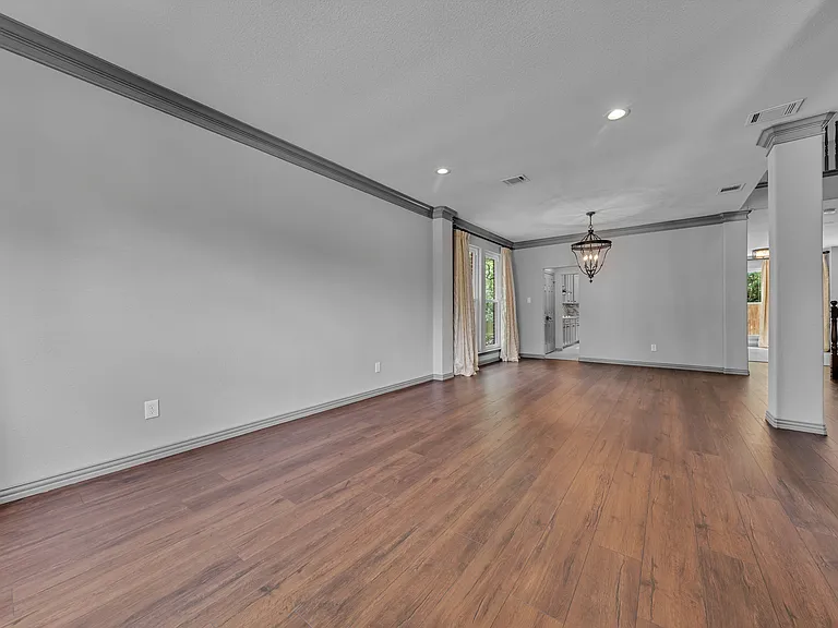 2417 Bonham Trl — Photo 19