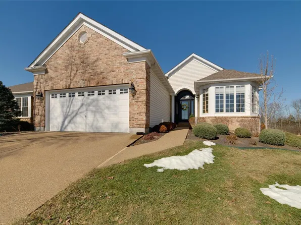 2182 Hawks Landing Dr Unit G, Lake Saint Louis, MO 63367