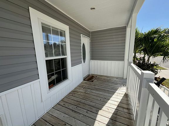 4th image of 7300 20th St #613