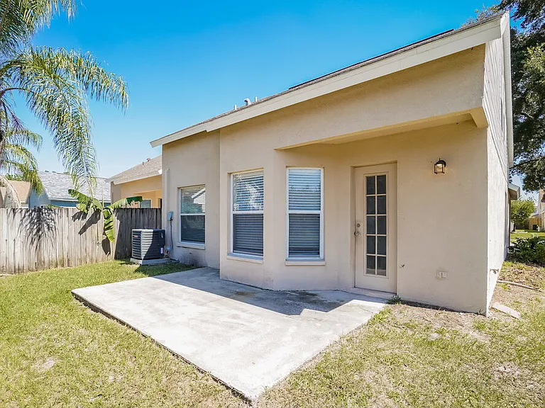 6035 Pointe Pleasant Blvd — Photo 20