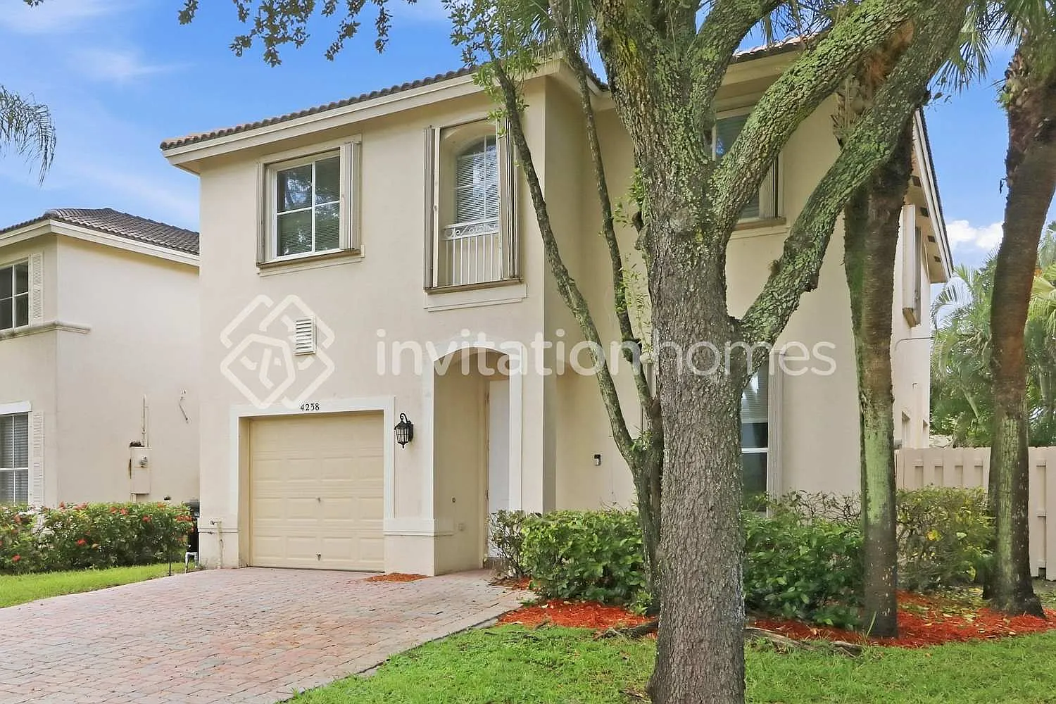4238 Lake Tahoe Cir West Palm Beach, FL 33409 — Photo 1