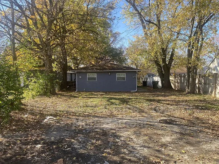 2206 McGuffey Rd — Photo 10