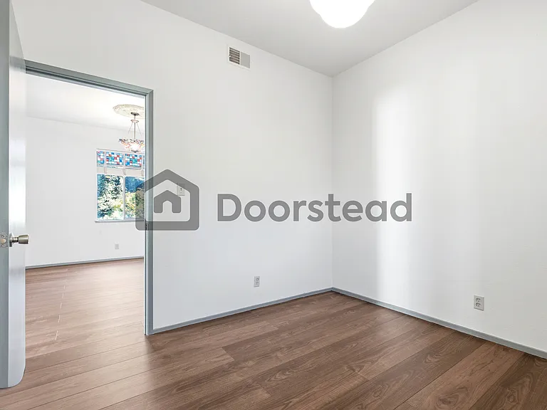 343 Arkansas St — Photo 23