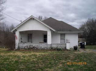 905 E Main St, Norris City, IL 62869