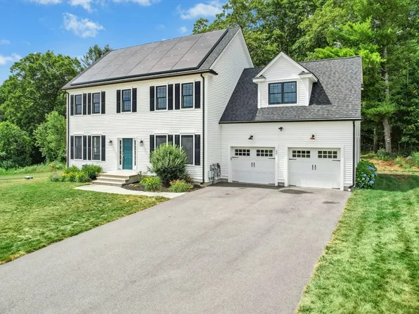 22 Clearview St, Grafton, MA 01519