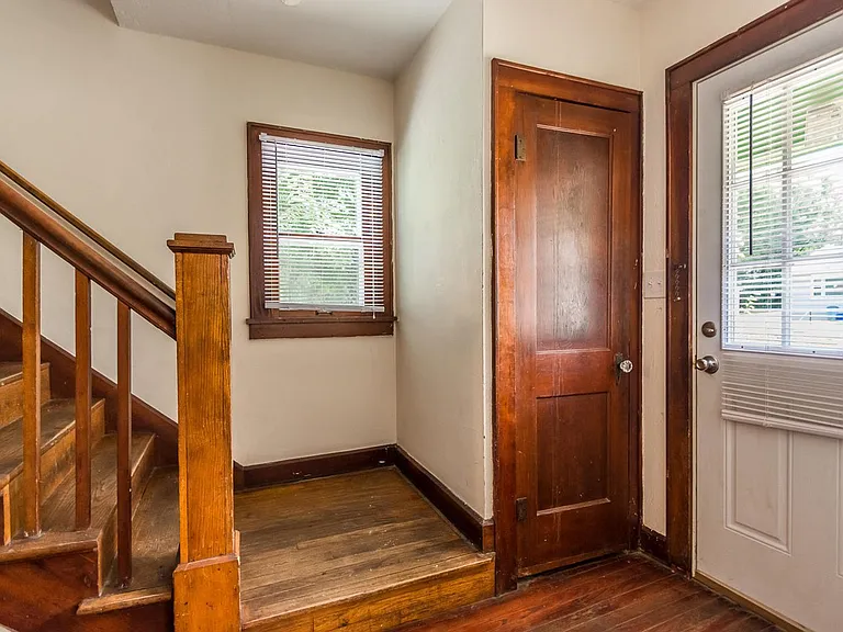 311 N Jefferson St — Photo 14