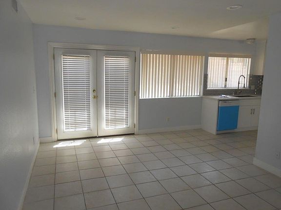 5th image of 3133 Floral Vista Ave