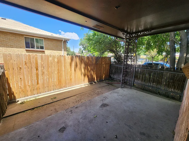 1753 Clinton St #1 — Photo 13