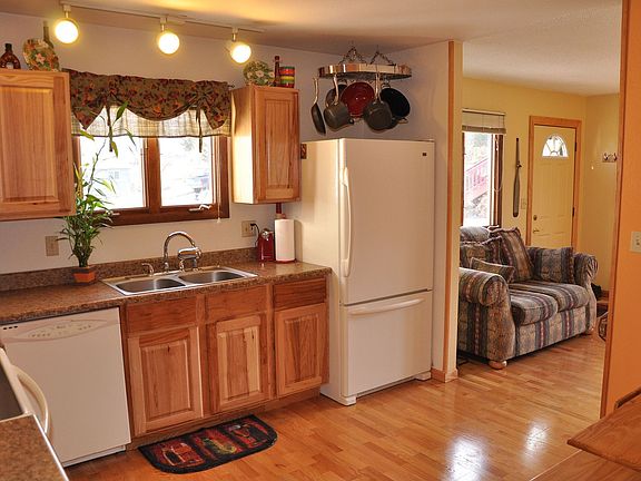 4th image of 2320 Hillview Ct