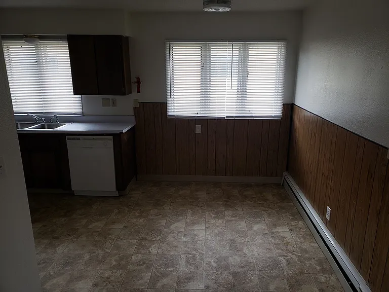 909 E 12th Ave #1 — Photo 6