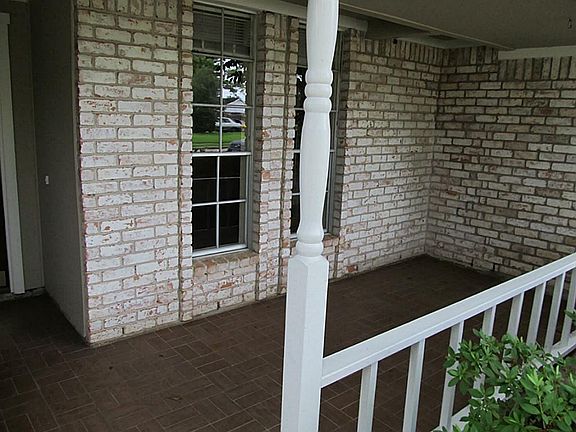 3rd image of 11939 Dorrance Ln