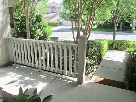 2nd image of 229 Ainger Cir
