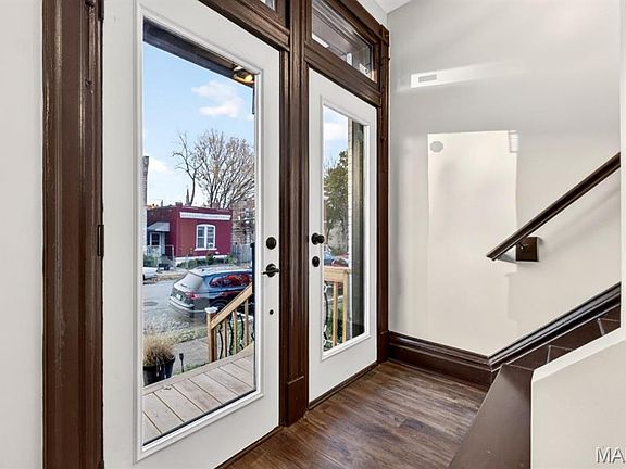 4th image of 3530 Missouri Ave