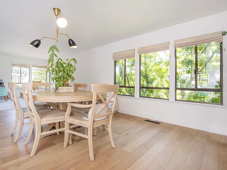 36 Shannon Ln — Photo 10