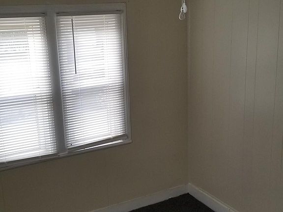 Front Bedroom with new ceiling fan