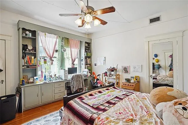 7018 S Claiborne Ave — Photo 11