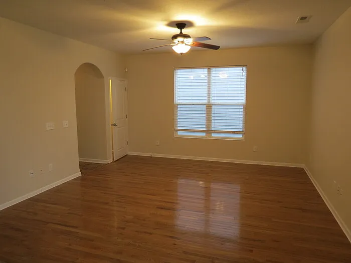 5682 Alliance Way — Photo 2