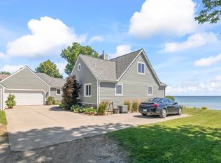 8329 Lakeshore Rd, Lexington, MI 48450