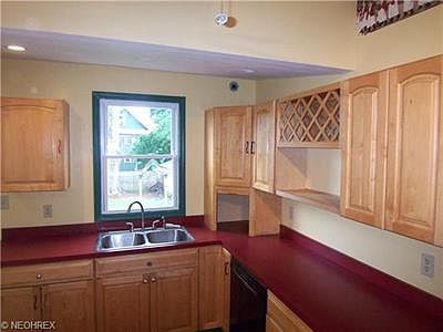 4th image of 3722 Brooklyn Ave