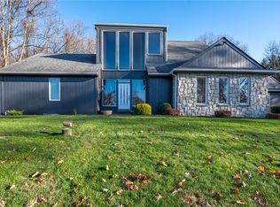 550 Locust Valley Rd, Greensburg, PA 15601