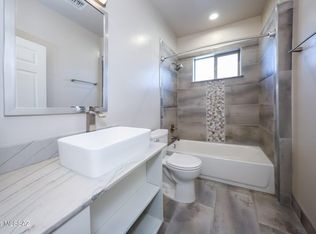 306 E Yavapai Rd #B, Tucson, AZ 85705