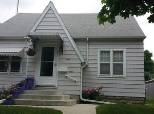 1133 Leavitt St, Waterloo, IA 50702