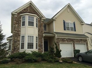 15 Clark St, Sayreville, NJ 08872