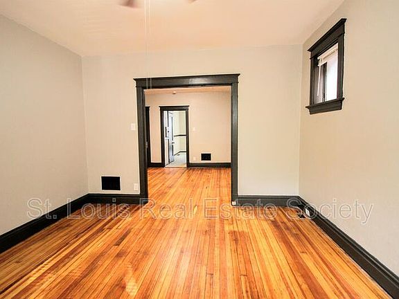 2nd image of 2218 Indiana Ave