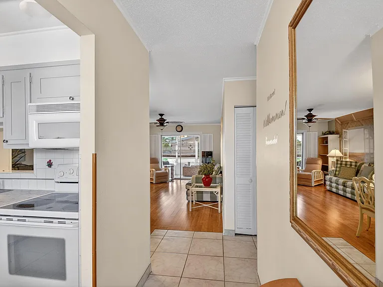 2111 NE 1st Ct #204 — Photo 8