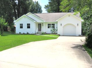 16402 Breezeway Dr, Dexter, MO 63841