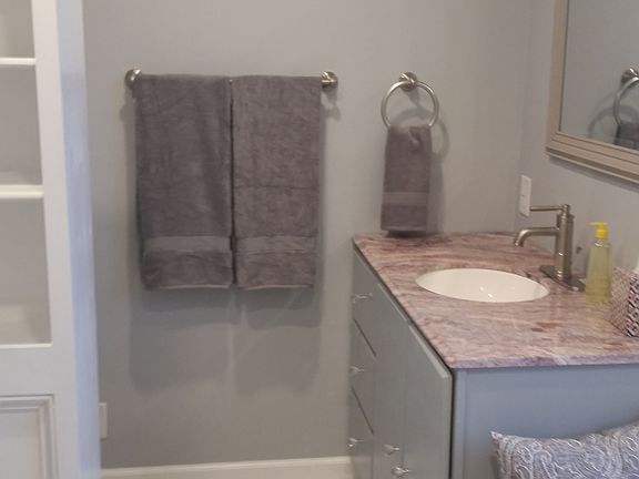 Master bath sep sinks