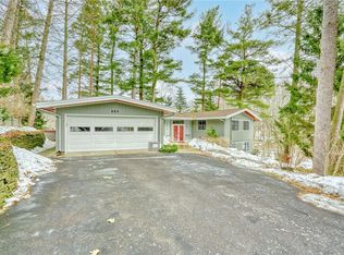 684 Lake Rd, Webster, NY 14580