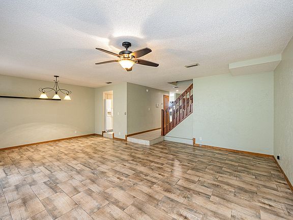 5th image of 1800 Figtree Dr