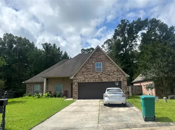 10190 Angela Dr, Denham Springs, LA 70706