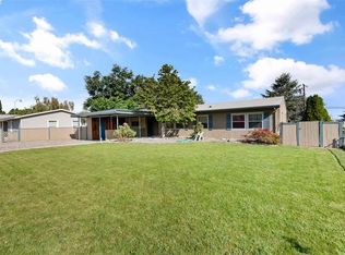 6422 W Yellowstone Ave, Kennewick, WA 99336