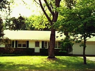 6 Pine Dr, New Milford, CT 06776