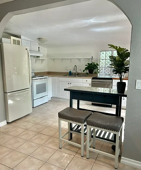 902 Encinitas Blvd — Photo 9